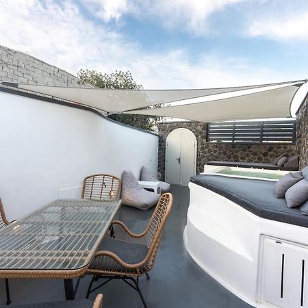 Sun Naam Home Santorini With Heated Jacuzzi Karterados  Exteriör bild